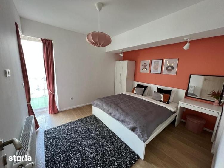 Apartament cu 4 camere decomandat în Central