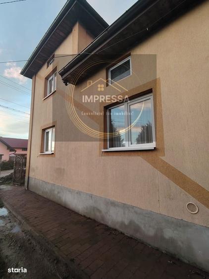 Casă cu 4 camere cu Teren 1900 Mp în Dornești