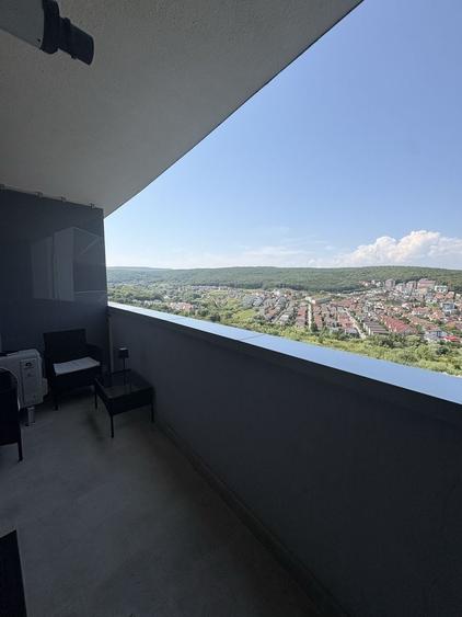 Apartament cu 2 camere semidecomandat în Exterior Vest