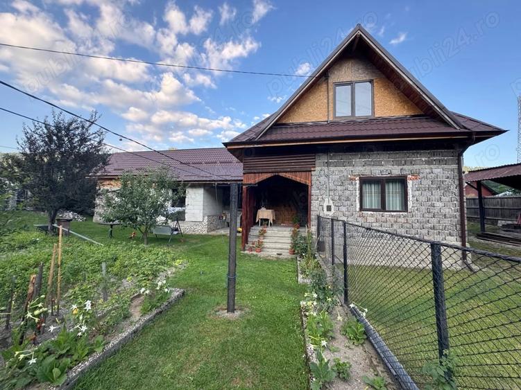 Casă cu 2 camere cu Teren 920 Mp în Dragoslavele