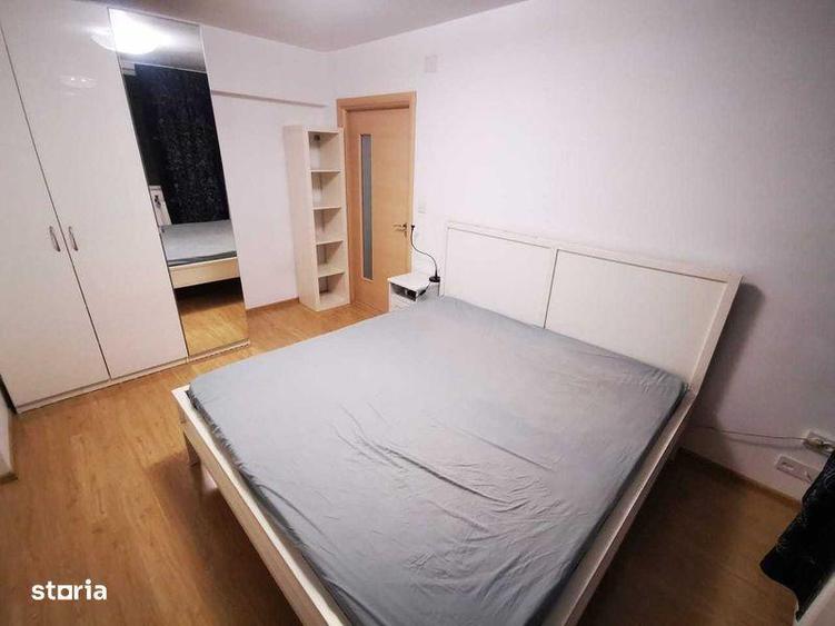 Apartament cu 3 camere semidecomandat în Gara de Nord