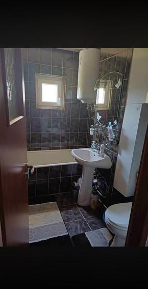 Apartament cu 3 camere nedecomandat în Exterior Vest