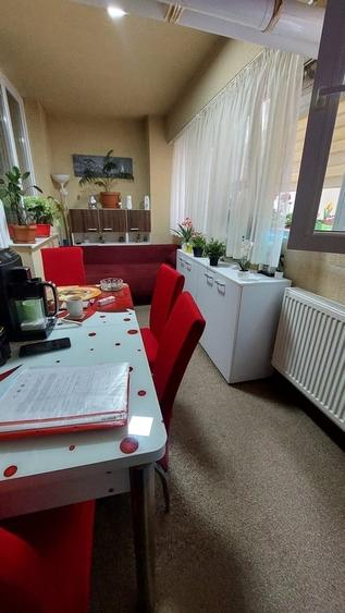 Apartament cu 3 camere decomandat în Bragadiru