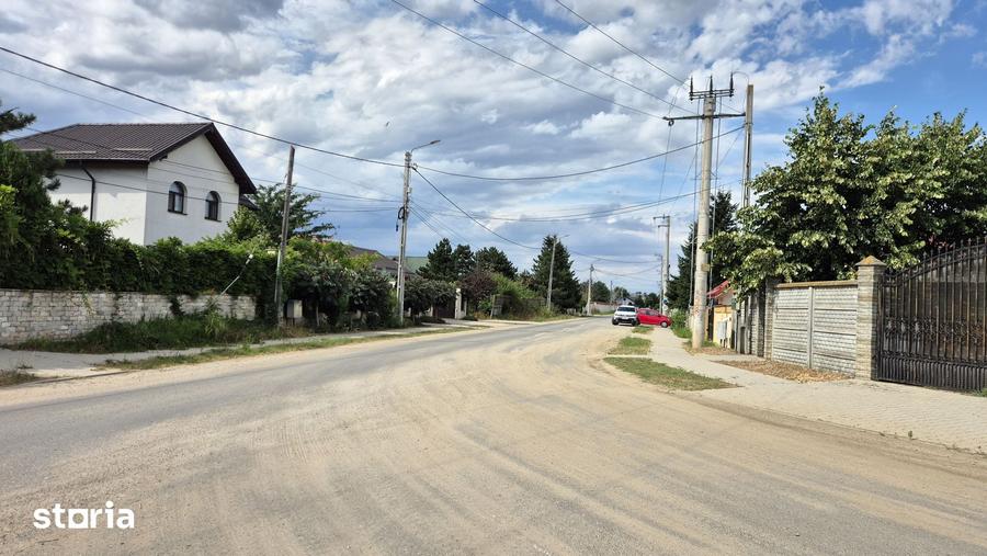 Teren de 800 mp, în Central
