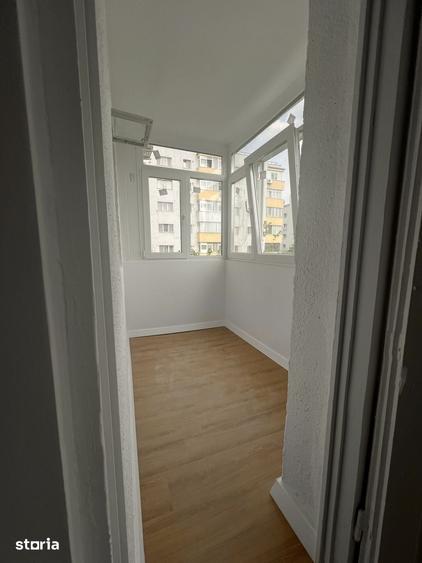 Apartament cu 3 camere decomandat în Dristor