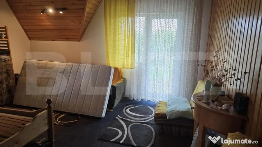 Casă cu 5 camere cu Teren 2000 Mp în Viile Satu Mare