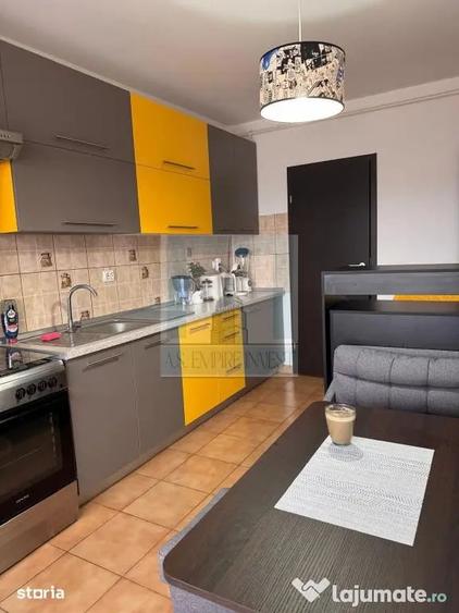 Apartament cu 2 camere semidecomandat în Sânpetru