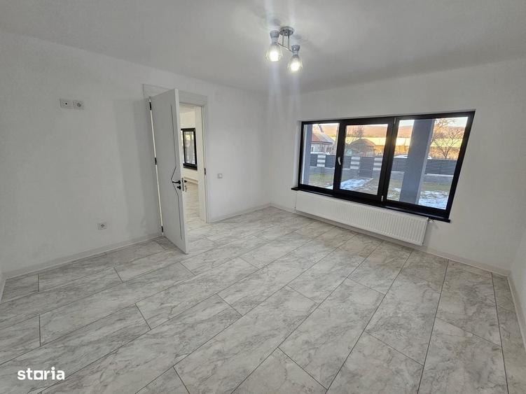 Casă cu 3 camere în Valea Brazilor