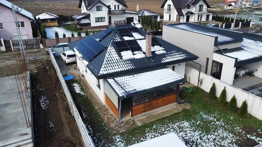 Casă individuală cu 4 camere cu Teren 350 Mp în Moara Nica