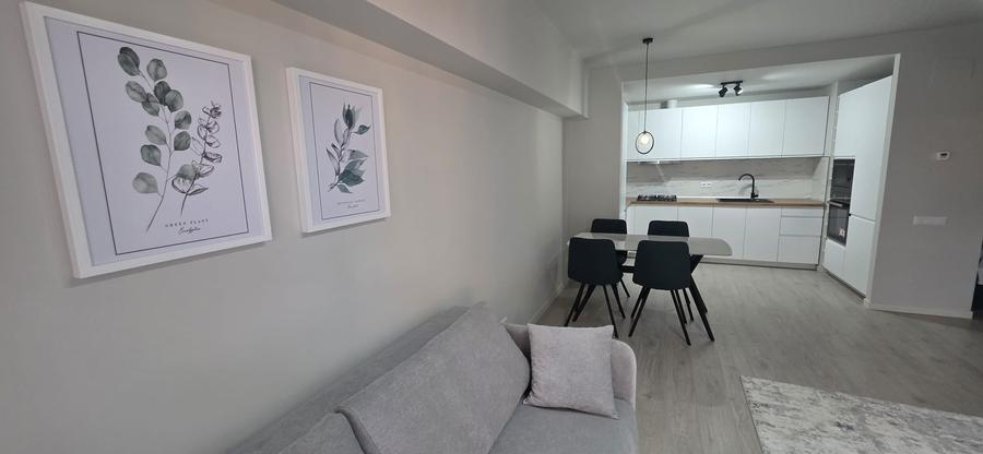 Apartament cu 2 camere decomandat în Drumul Taberei