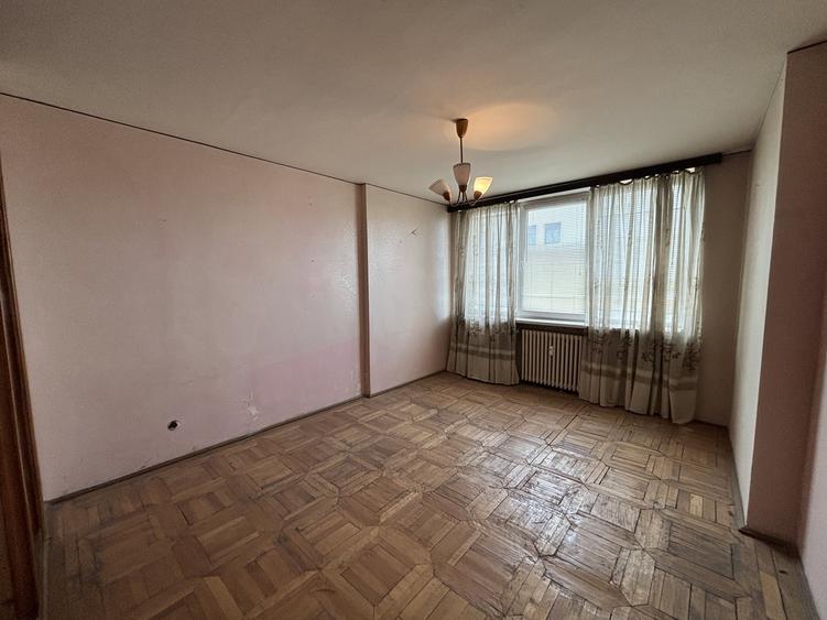Apartament cu 2 camere semidecomandat în Gara de Nord