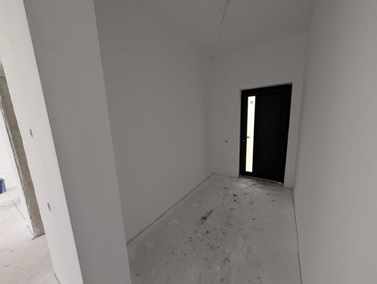 Casă individuală cu 4 camere cu Teren 410 Mp în Balotești