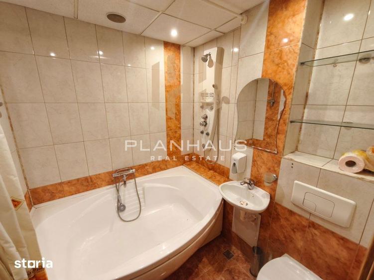 Apartament cu 3 camere în Republicii