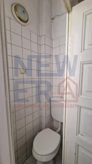 Apartament cu 3 camere semidecomandat, mobilat în Unirii