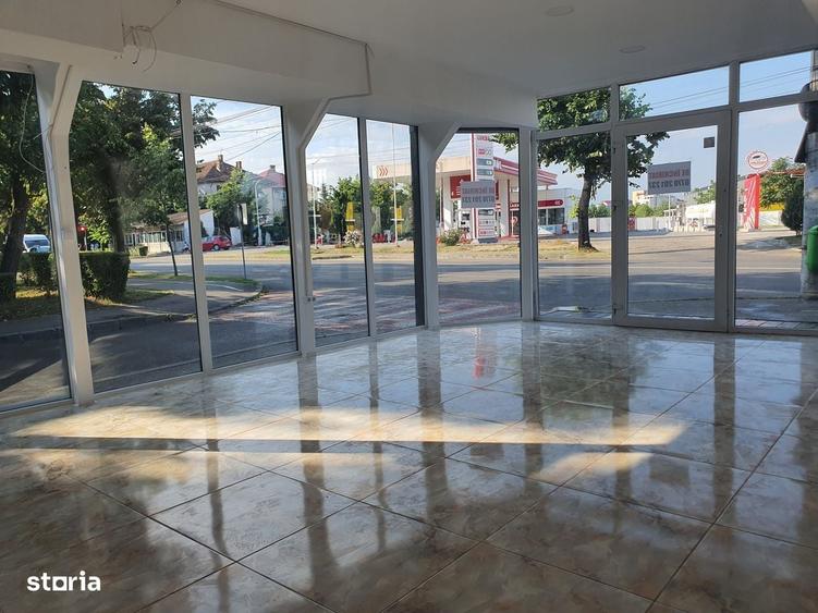 Spațiu comercial, de 46 mp, în Central