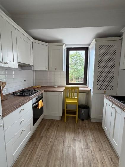 Apartament cu 2 camere decomandat, mobilat în Central