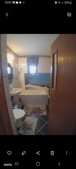 Apartament cu 4 camere în Colentina