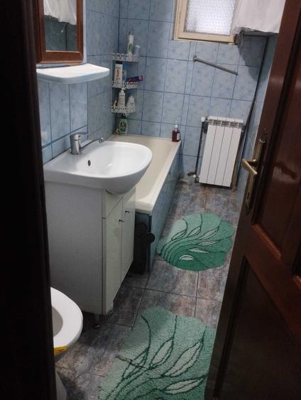 Apartament cu 2 camere decomandat în Spitalul Județean