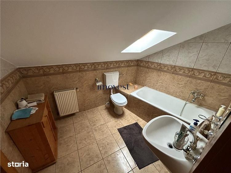 Casă cu 4 camere cu Teren 1000 Mp în Titulescu