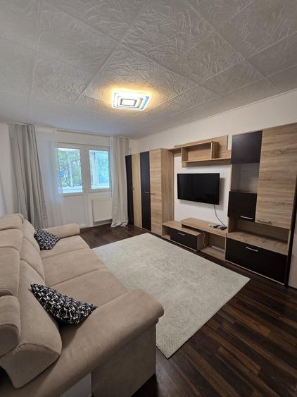 Apartament cu 2 camere decomandat în Lujerului