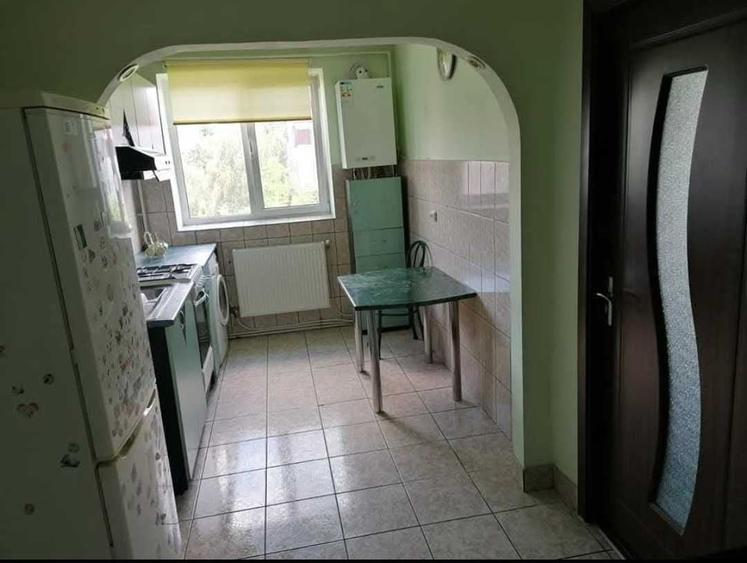Apartament cu 2 camere semidecomandat în Decebal
