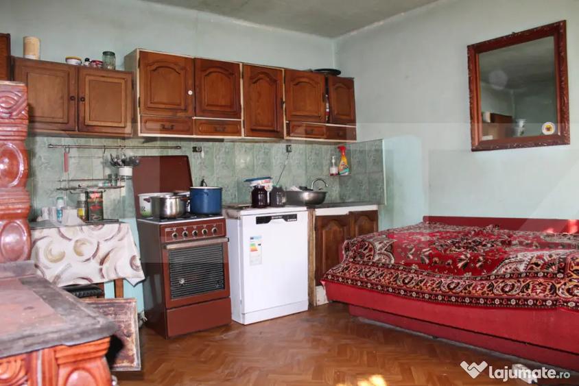 Casă cu 3 camere cu Teren 500 Mp în Belin