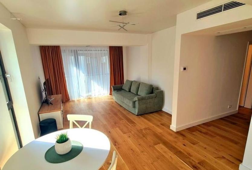 Apartament cu 3 camere decomandat, mobilat în Timpuri Noi