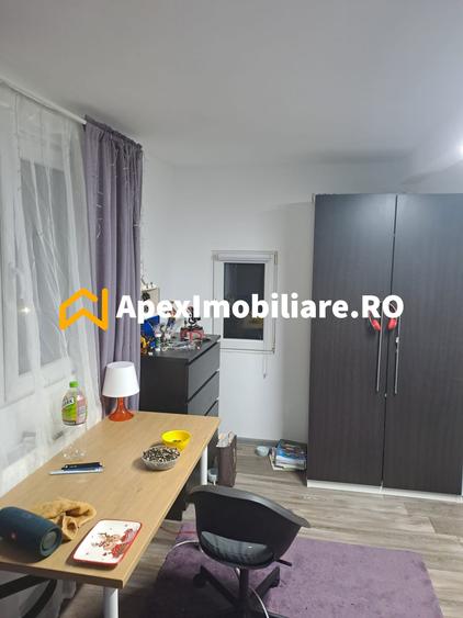 Casă individuală cu 4 camere cu Canalizare în Doamna Ghica