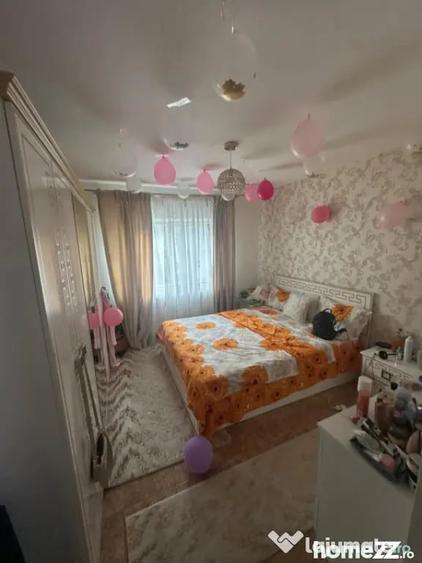 Apartament cu 4 camere decomandat în Inel I