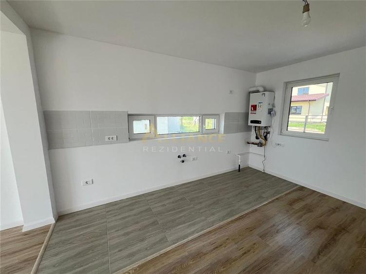 Duplex cu 3 camere cu Teren 200 Mp în Berceni