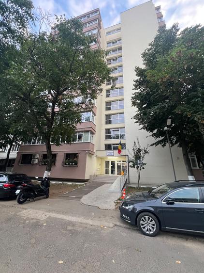 Apartament cu 2 camere decomandat în Colentina