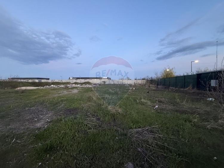 Teren Construcții intravilan de 3630 mp, în Central