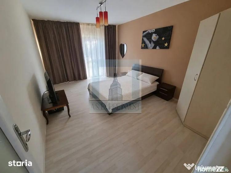 Casă cu 7 camere cu Teren 1000 Mp în Cristian