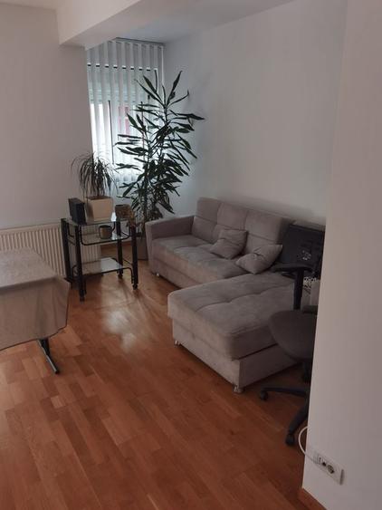 Apartament cu 2 camere decomandat în Exterior Vest