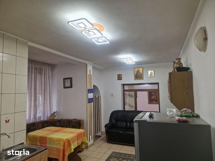 Casă cu 4 camere cu Teren 204 Mp în Gheorghe Doja