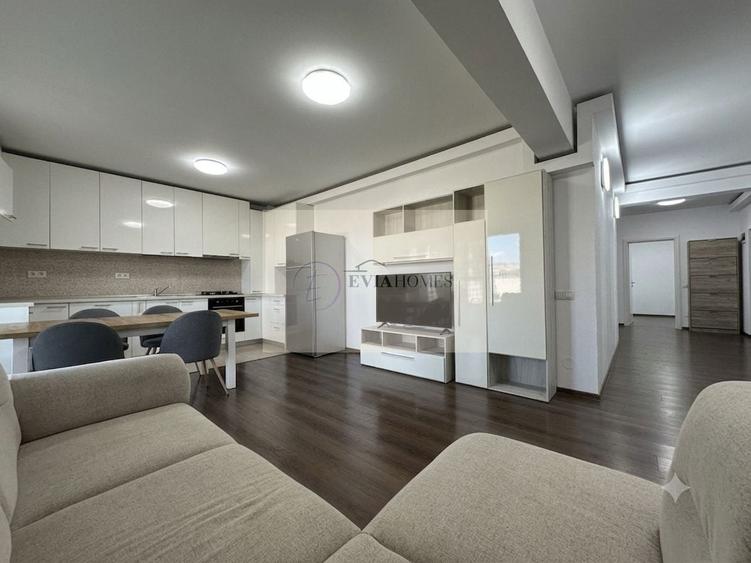 Apartament cu 4 camere decomandat, mobilat în Mărăști