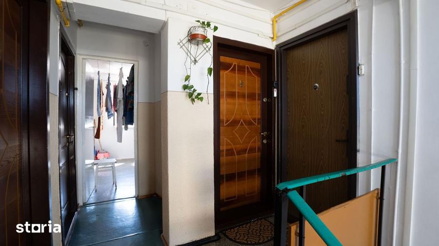 Apartament cu 2 camere semidecomandat, mobilat în Electroprecizia