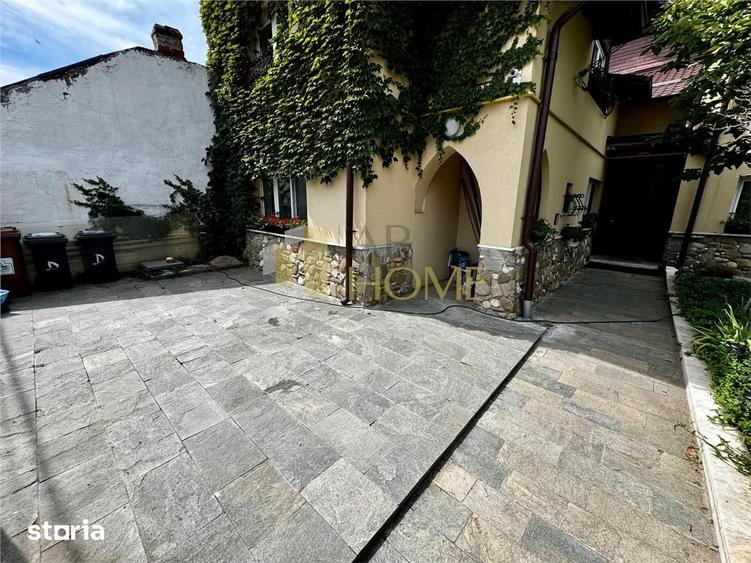 Casă cu 6 camere cu Teren 601 Mp în Mărășești