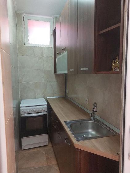 Casă individuală cu 1 camere cu Canalizare în Centrul Civic