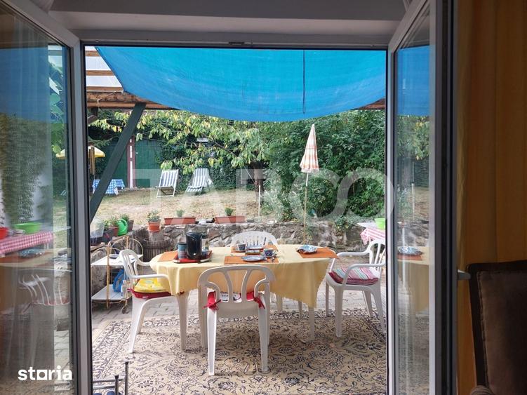 Casă cu 6 camere cu Teren 1100 Mp în Central