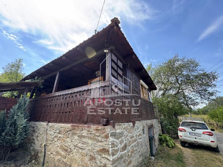 Casă individuală cu 4 camere cu Canalizare în Dăbâca