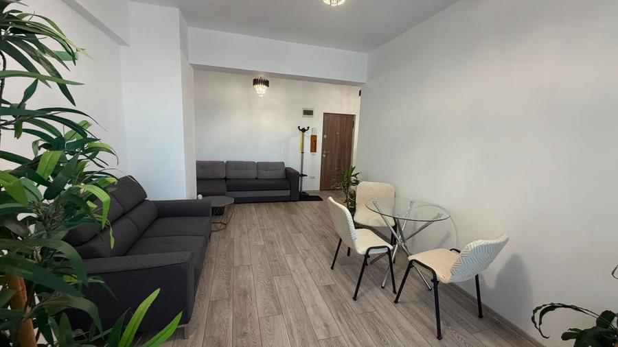 Apartament cu 2 camere decomandat în Arcu