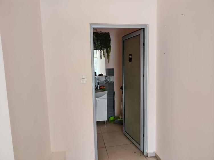 Spațiu comercial, de 80 mp, în Călărași