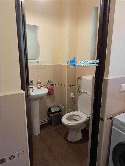 Casă cu 3 camere cu Teren 300 Mp în Central