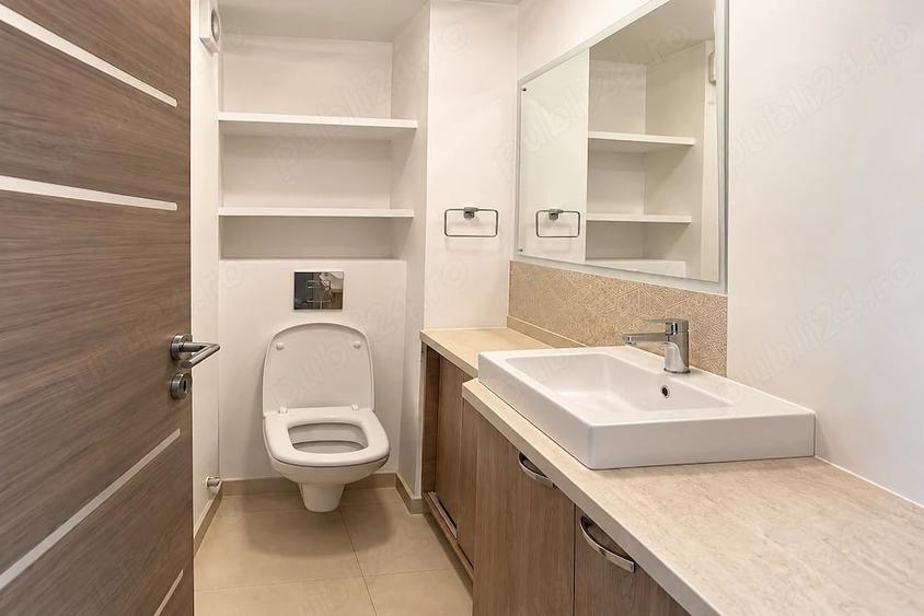 Apartament cu 3 camere decomandat în Lipovei