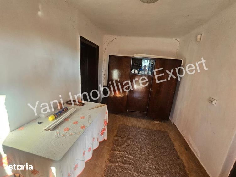 Casă cu 3 camere cu Teren 3378 Mp în Bârla
