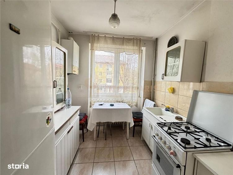Apartament cu 2 camere semidecomandat în Săsar — fotografia 1