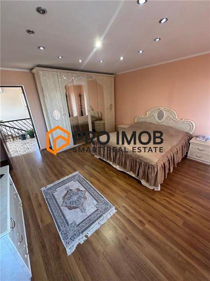 Casă individuală cu 5 camere cu Teren 960 Mp în Câmpineanca