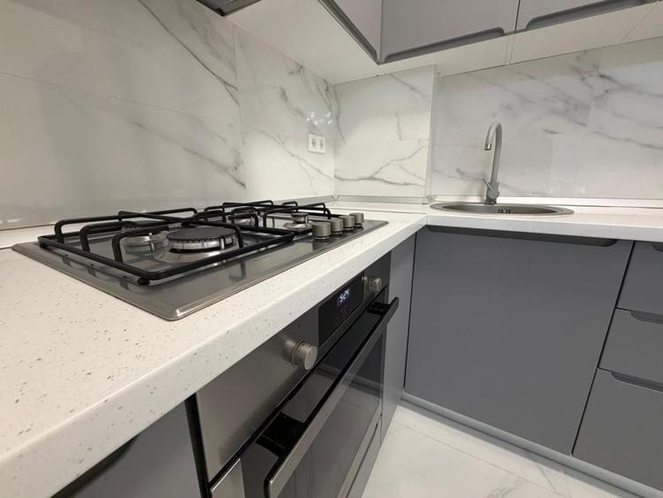 Apartament cu 2 camere semidecomandat, mobilat în Vitan