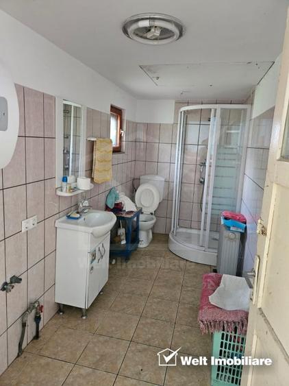 Casă individuală cu 3 camere cu Canalizare în Ceanu Mic